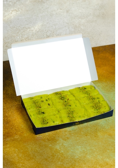Antep Fıstıklı Fırınlanmamış Peynir Helvası 1kg