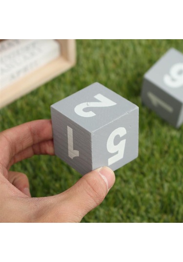 Vintage Tasarım Ev Şekli Sürekli Takvim Artcraft