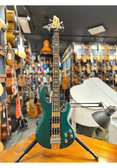 B04- Gr 4 Telli Altif Bass Gitar Yeşil Renk