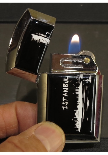 Sigara Tabakası Ve Çakmak Seti-hediyelik Kutusunda