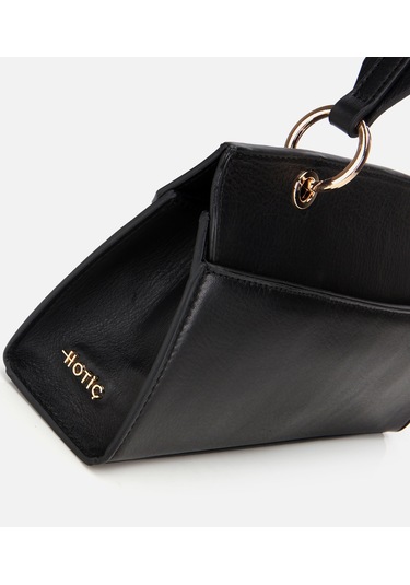 Hotiç Kadın Deri Siyah Kilit Detaylı Omuz Çantası 03cah316340a100 03cah316340a100 Siyah