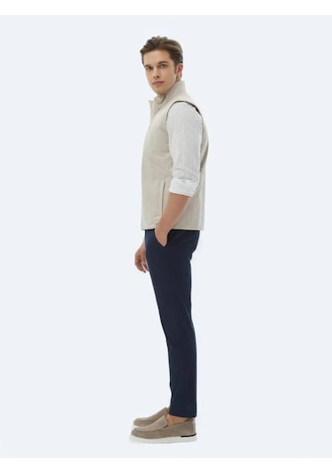 Kip Ekru Regular Fit Dik Yaka Casual Dokuma Spor Yelek Ekru