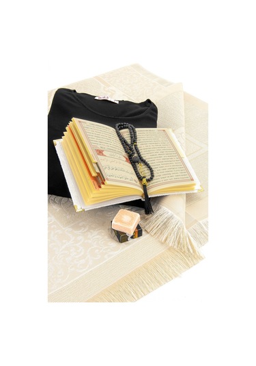 Pratik Başörtülü Tek Parça Namaz Elbisesi ve Seccade Seti Siyah 001