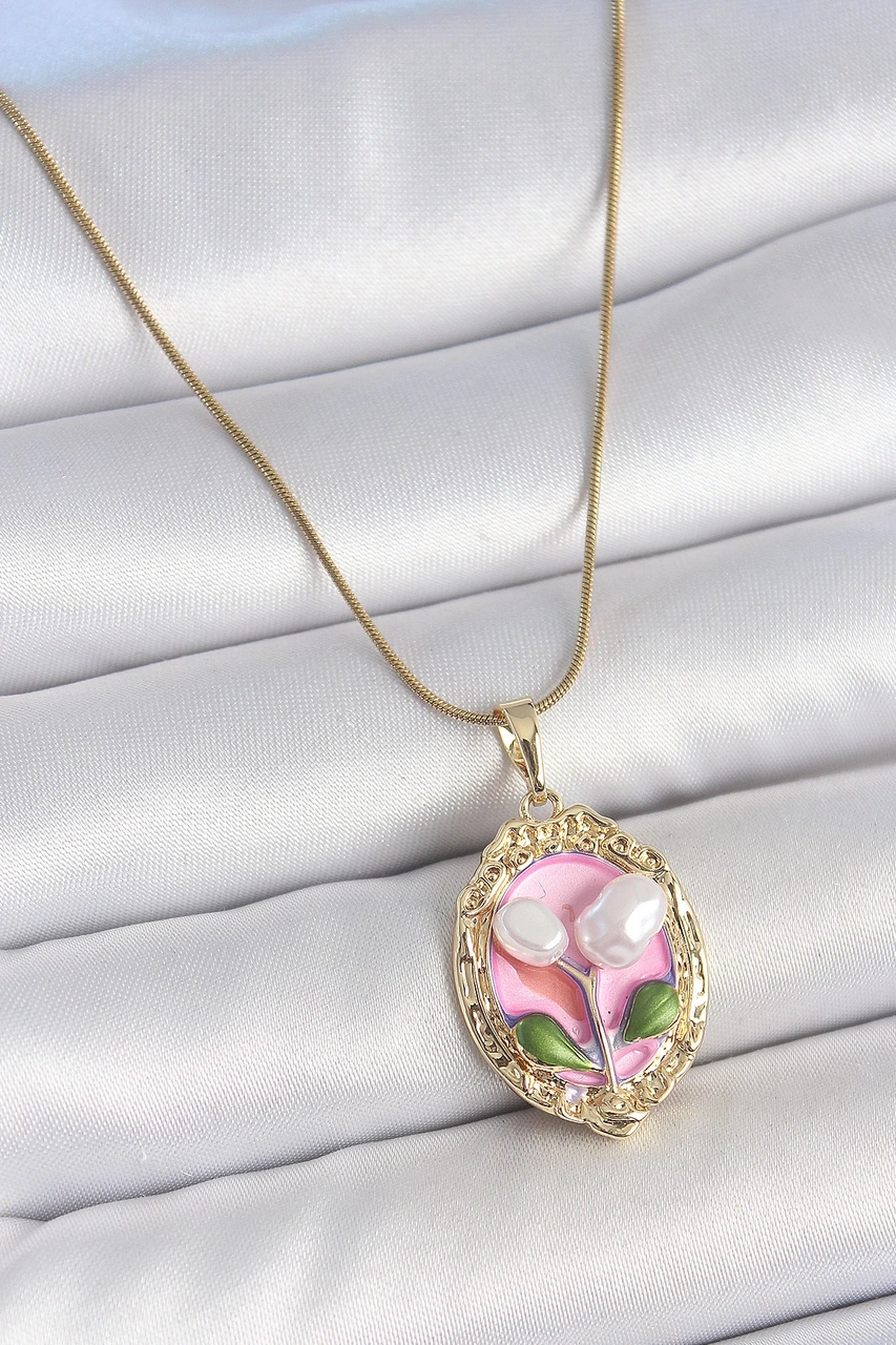 Dodes Dodes 316l Çelik Gold Renk Zincir Pembe Mineli İncili Çiçek İşlemeli Portre Model Kadın Kolye Çok renkli