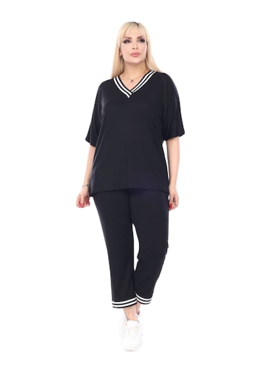 Melsay Butik Siyah V Yaka Şerit Detaylı Kısa Kollu Beli Lastikli Kapri Takım Siyah
