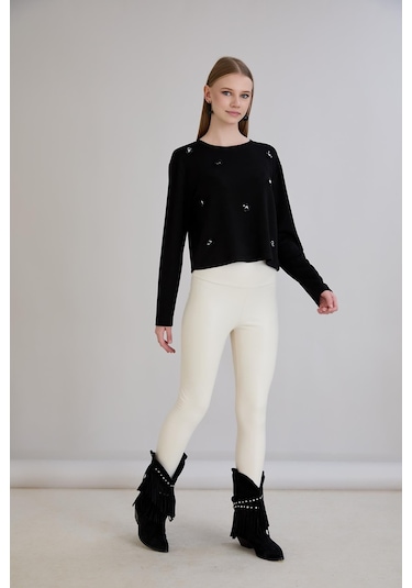 Sortie Collection Çiçek Aksesuarlı Modal Bluz Siyah