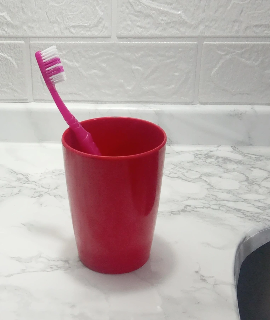 2 Adet Diş Fırçalık Ve Macun Kabi Kırmızı Melamin 8x8x11cm 400ml Banyo Seti Çok Renkli