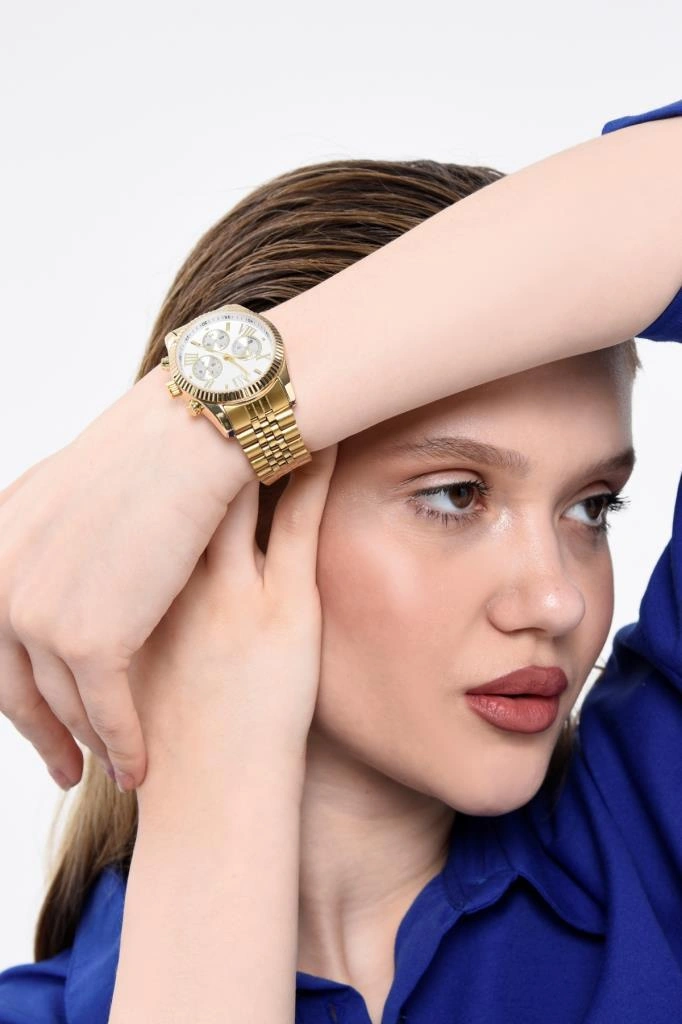 Roma Rakam Kasa Detaylı Beyaz Kadran Altın Kadın Kol Saati Altın