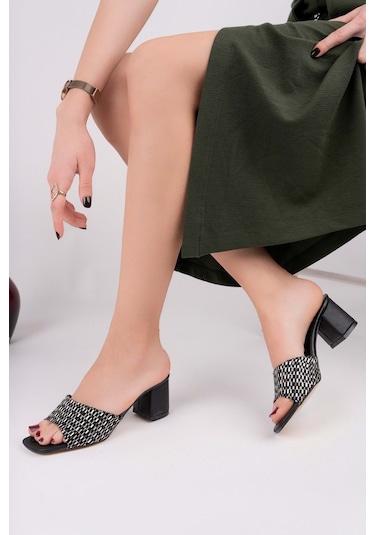 Bulutmod Ba04194 Siyah Kadın Hasır Örgülü Günlük Abiye Bohça 6 Cm Topuklu Terlik Siyah Siyah Bulutmod Ba04194 Siyah Kadın Hasır Örgülü Günlük Abiye Bohça 6 Cm Topuklu Terlik Siyah Siyah