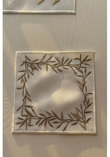 Nazlım Keten Nakışlı Amerikan Servis Takımı 19 Parça Gold Gold