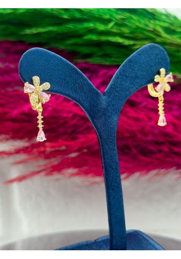 925 Ayar Gümüş Damla Modeli Sallantılı Gold Renk Popüler Kadın Küpe Gümüş