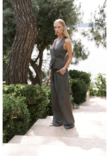 Nagmetah Sırt Pencereli Antrasit Yelek Pantolon Takım Antrasit