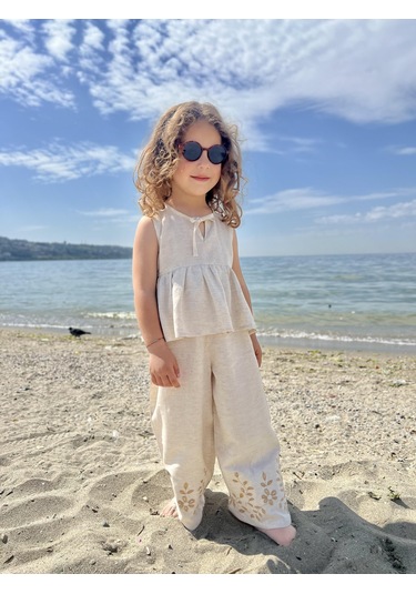 Paçaları Nakışlı Keten Kız Çocuk Takım Natürel Bej
