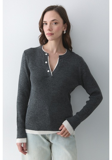 Antrasit - Krem 2 Patlı Düğmeli Kazak - 251023 Antrasit