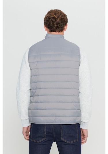 Erkek Grı Rüzgar Geçirmez Taşınabilir Çantalı Sıcak Tutan Elyaf Dolgulu Ultra Hafif Standart Fit Şişme Yelek Gri