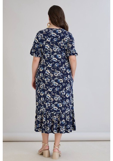 Wearon Kadın Dora Büyük Beden Volanlı Beyaz Papatyalar Lacivert Elbise Lacivert