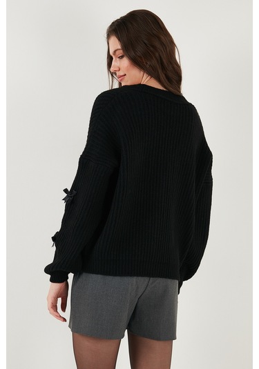 Lela Oversize Fit V Yaka Fiyonk Detaylı Düğmeli Bayan Hırka 4615577 Siyah