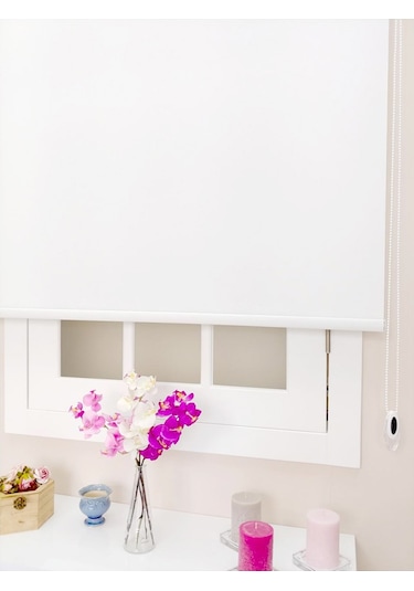 Beyaz Mat Keten Stor Altı Düz