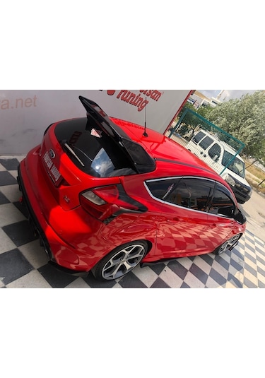 Focus 3 Rs Body Kit -fibersan Tuning