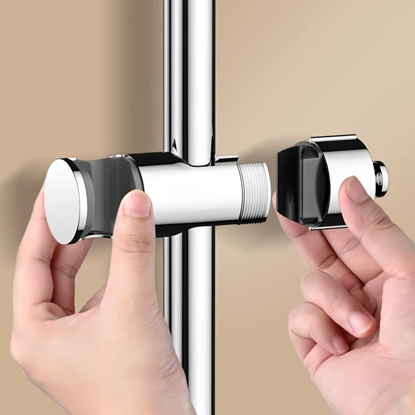 Fochsia Gümüş 360 Derece Dönebilen Duş Başlığı Askısı Ayarlanabilir Kurulum Kolay Gümüş