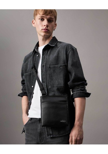 Calvin Klein Erkek Çanta-lv04g3107g Siyah