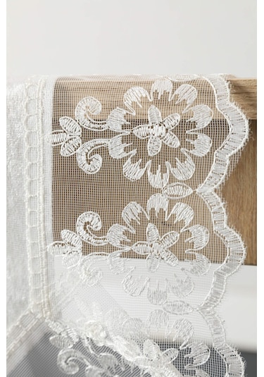 Favora Fatih Güpürlü Kadife Runner Ekru