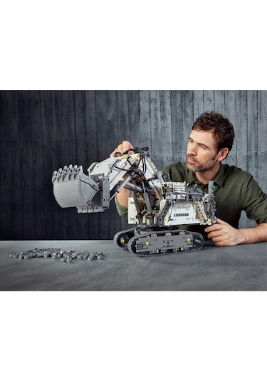 LEGO Technic 42100 Liebherr R 9800 Ekskavatör 4108 Parça