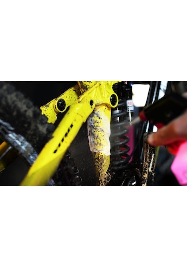 Muc-Off Nano Tech Bike Cleaner 1Lt Temizleme Şampuanı Pembe