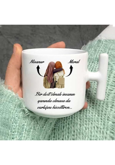 İki Arkadaş Latte Fincanı