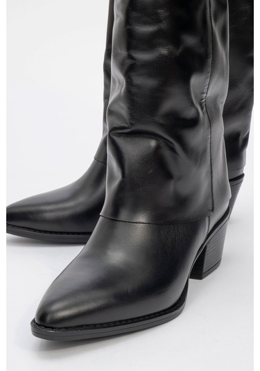 Sojo Siyah Cilt Hakiki Deri Kalın Topuklu Kısa Çizme Siyah Mat