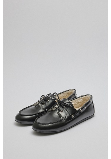 Lutvelizade Loafer 2515 İçi Kürklü Bağcıklı Siyah Kadın Loafer