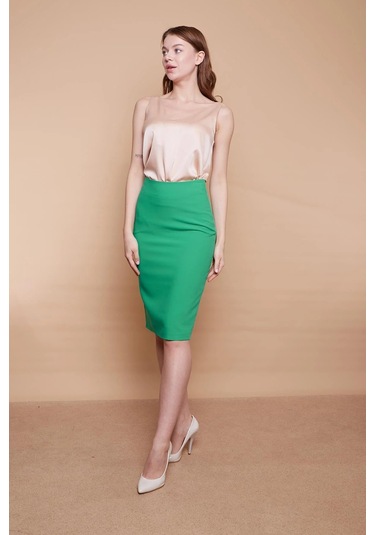 Astarlı Yüksek Bel Diz Altı Hafif Likralı Yırtmaçlı Kumaş Ofis Kalem Etek-b.yeşil B.yeşili