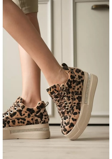 Trendella Kadın Leopar Desenli Gizli Topuklu Sneaker Tr04ms01e Beyaz