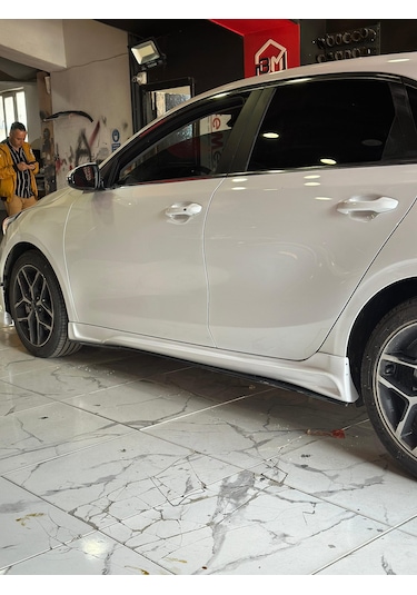Kia Ceed 2021... Body Kit--fibersan Tuning