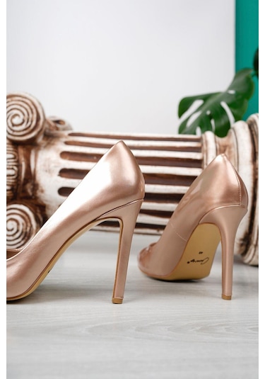 Stiletto Büyük Numara Bayan Ayakkabısı Bronz