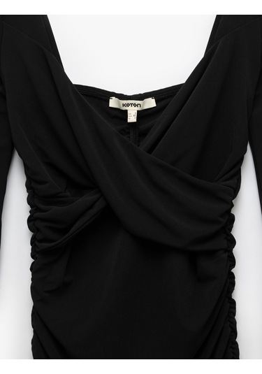 Koton Drapeli Slim Fit Uzun Kollu Mini Kare Yaka Elbise Siyah 5sak80017pk Siyah