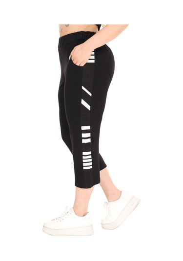 Melsay Butik Siyah Kısa Kol Yarım Çizgi Garnili Viskon Kapri Takım Siyah