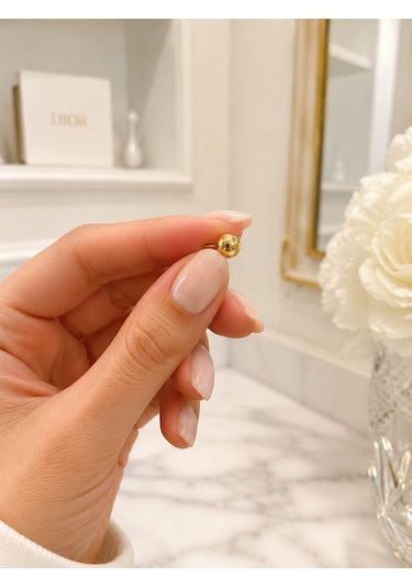 14 Ayar Altın El İşçiliği 7 Mm Top Küpe Parlak Cilalı Şık Tasarım 0,72 Gr
