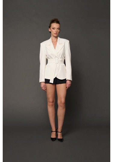 Thalure Kadın Beyaz Beli Kemer Detaylı Blazer