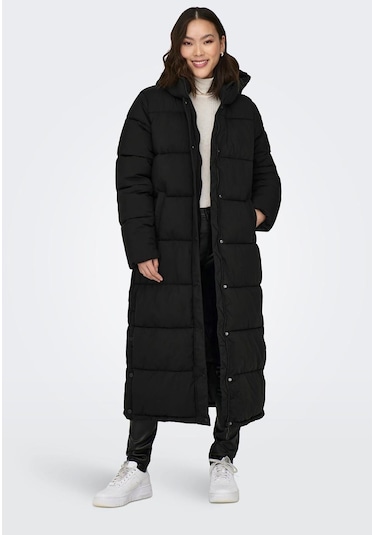 Only Kadın Onlann Kapüşonlu Uzun Puffer Mont 15287913 Siyah