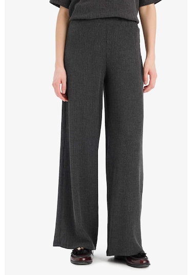 DeFacto Wide Leg Geniş Paça Bürümcük Pantolon E3232AX25SPAR148
