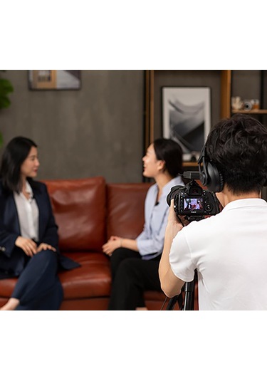 Boya BY-WM8 Pro-K4 Çift Kanallı Kablosuz Yaka ve El Mikrofon Seti