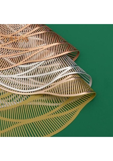 Placemat Hollow Out Tasarım Isıya Dayanıklı Pratik Yurt İçin İyi Gül Çiçek Şekilli Masa Mat Gül Altın