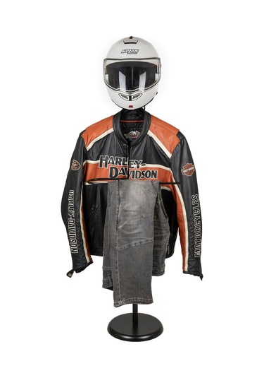 Biker Butler Kask Askılı Metal Dilsiz Uşak Motosiklet Tutkunlarına Özel Siyah