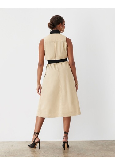 Kadın Dik Yaka Önü Fermuarlı Yırtmaçlı Baharlık Yazlık Beli Lastikli Şık Ceket Elbise Bej
