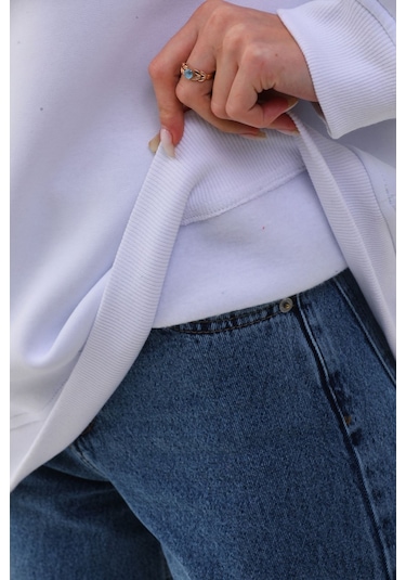 Kallima Oversize Baskılı İçi Polarlı Beyaz Kadın Sweatshirt Beyaz