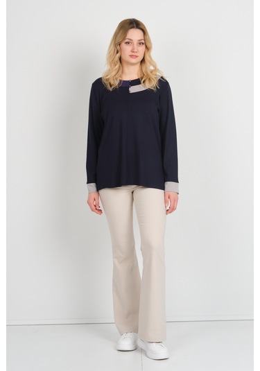 Detay Triko Kadın Boncuk Süslemeli Bisiklet Yaka Yanları Yırtmaçlı Anne Bluz 5723 Lacivert Lacivert