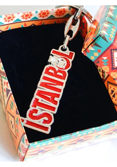 Moncuk Design Kırmızı İstanbul Yazan Metal Anahtarlık