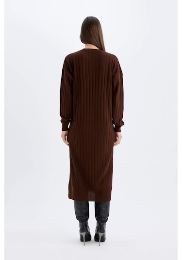 Defacto Regular Fit Yarım Balıkçı Yaka Basic Düz Uzun Kollu Triko Elbise W0986AZ24WNBN470 Kahve