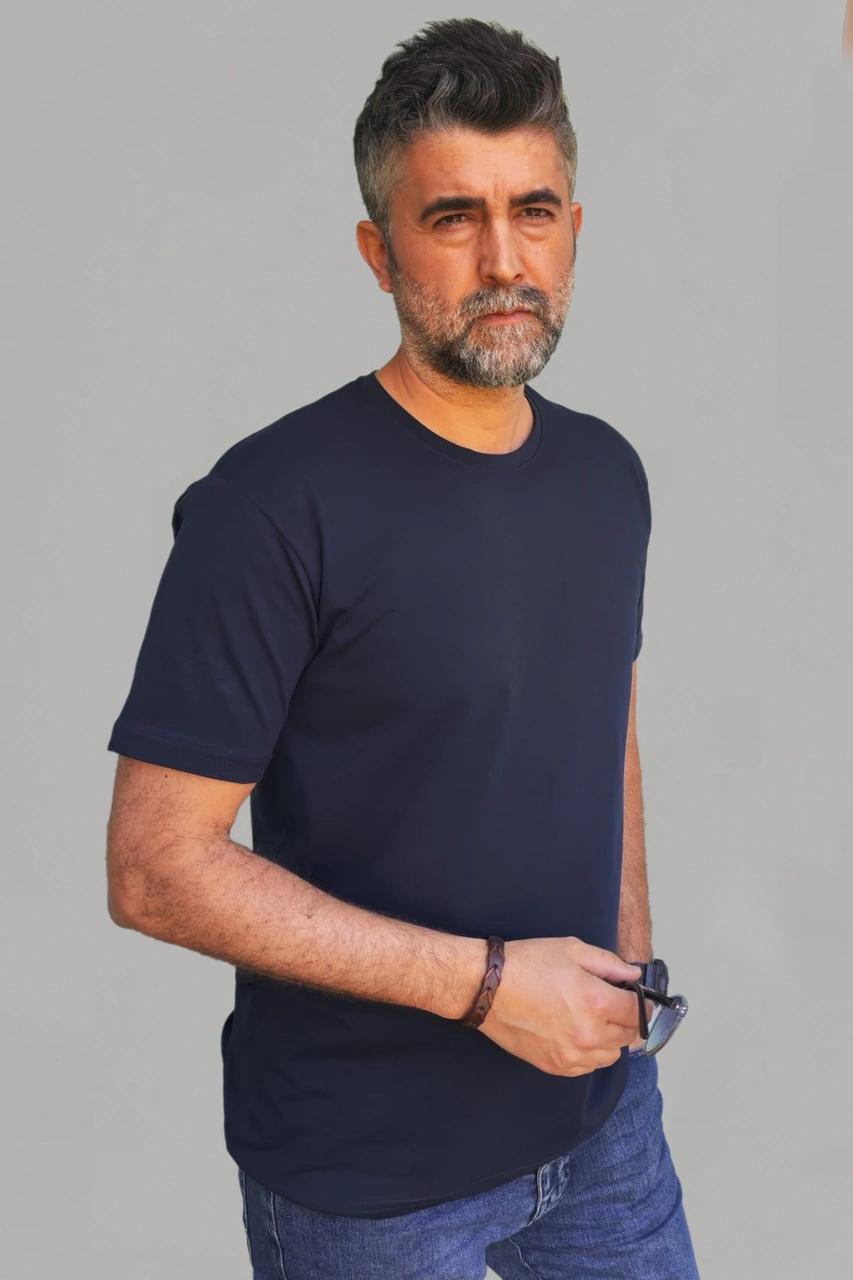 Erkek Lacivert Slim Fit Bisiklet Yaka Pamuk Elastan Basic Tişört Vk-erkektişört-tekli Lacivert